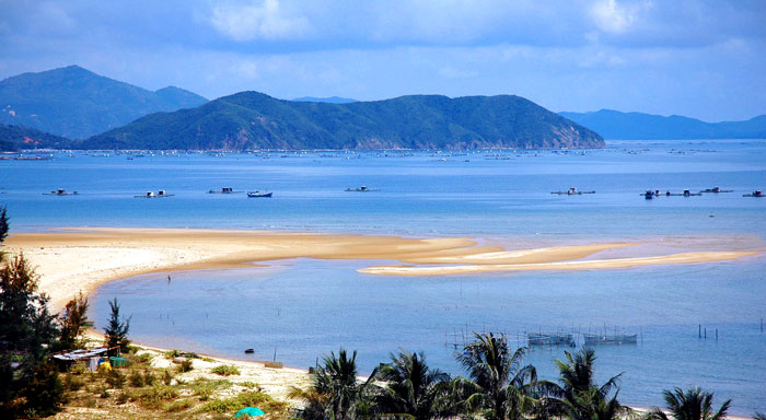 Tour Hà Nội- Biển Thiên Cầm